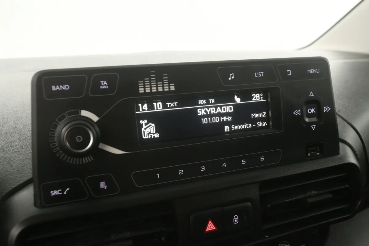 1.5D 102PK | Airco | Cruise | Trekhaak | Elektrpakket