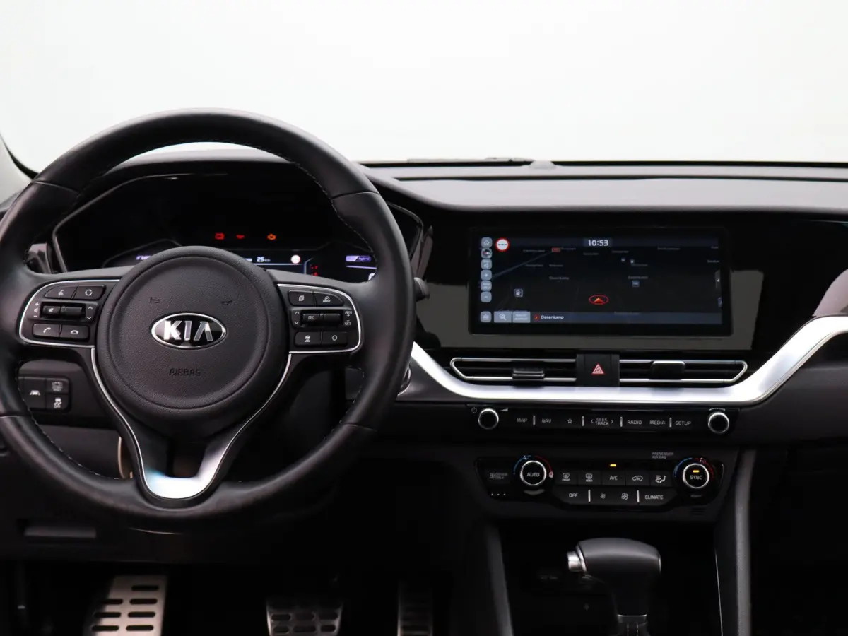 More 1.6 GDi HEV 6DCT | Apple Carplay / Android Auto | Privacy Glass | Trekhaak | Privacy Glass | Keyless |