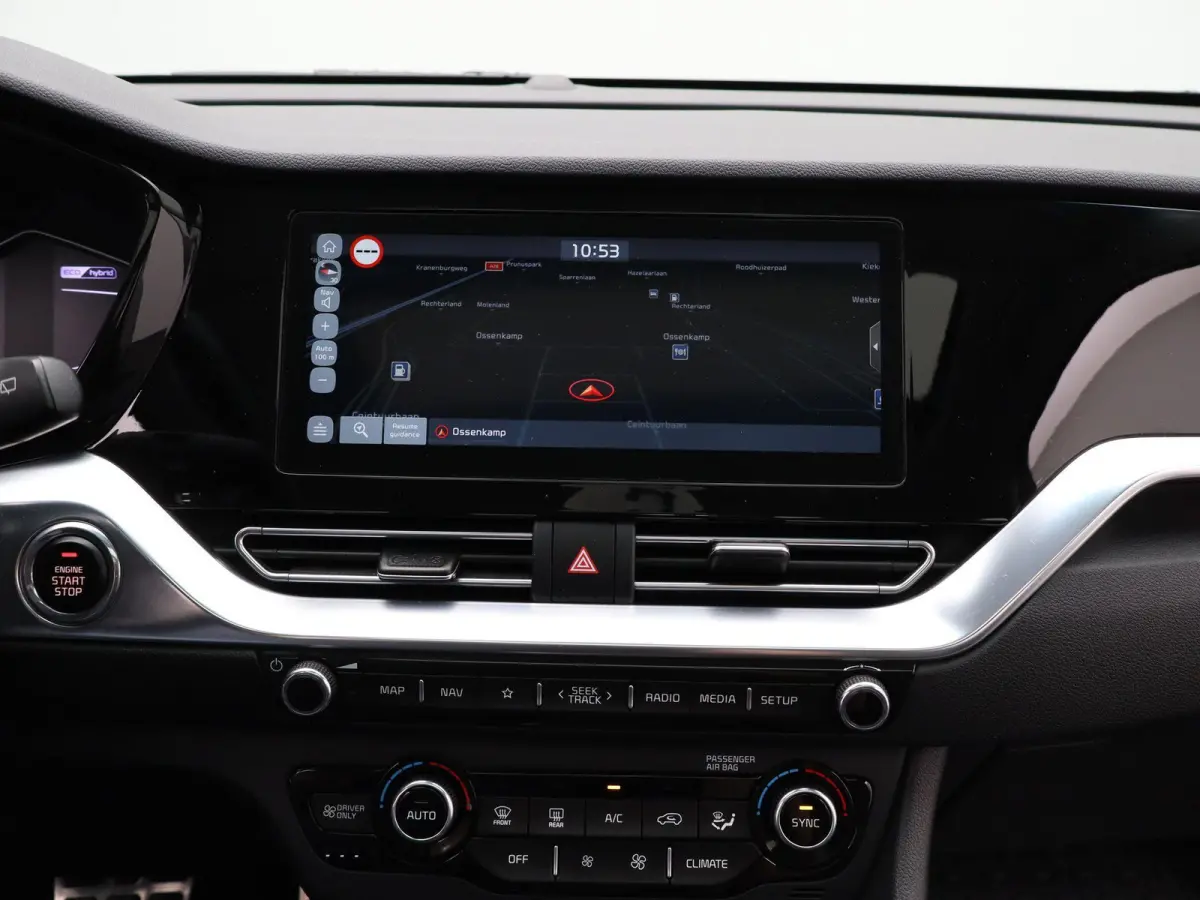 More 1.6 GDi HEV 6DCT | Apple Carplay / Android Auto | Privacy Glass | Trekhaak | Privacy Glass | Keyless |