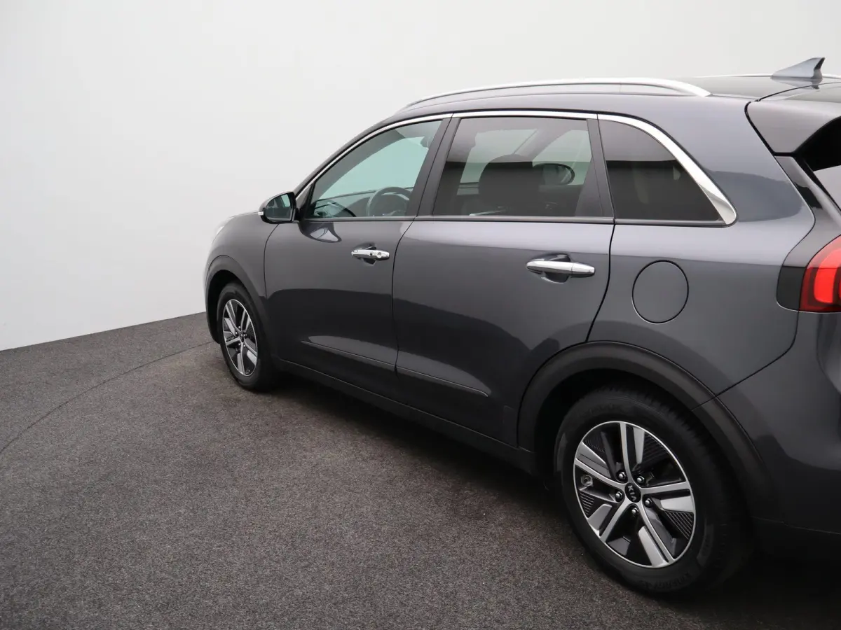 More 1.6 GDi HEV 6DCT | Apple Carplay / Android Auto | Privacy Glass | Trekhaak | Privacy Glass | Keyless |