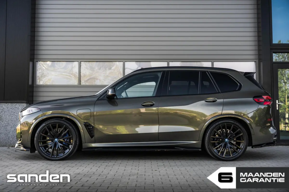 xDrive50e LCI M-SportPro|BTW|Manhattan|B&W|Sky|massag