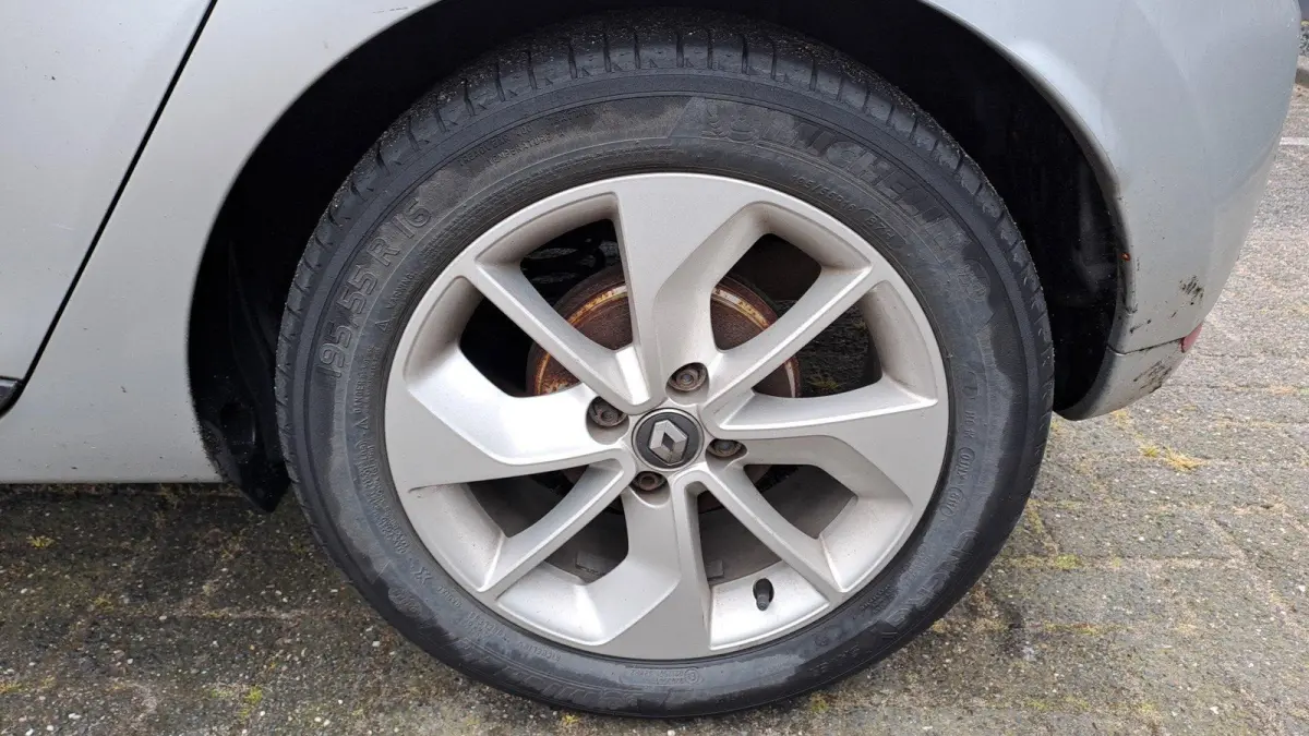 0.9 TCe Intens | Navigatie | Parkeersensoren | Cruise Control | Lichtmetalen Velgen |