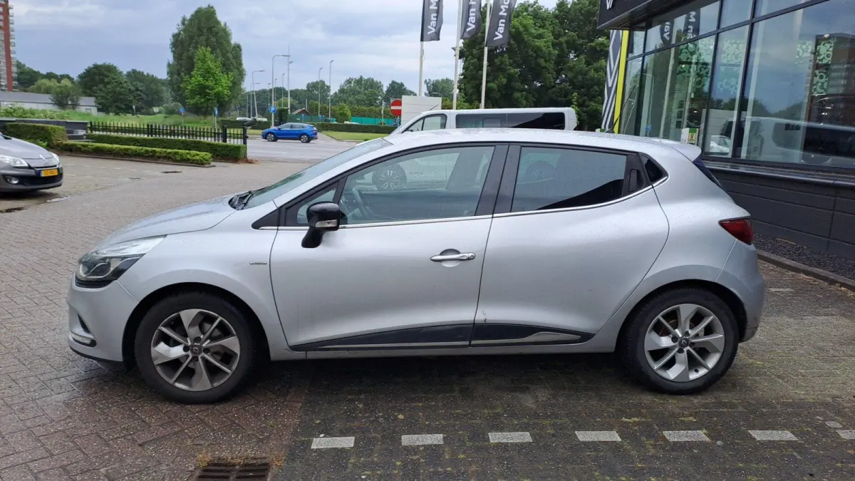0.9 TCe Intens | Navigatie | Parkeersensoren | Cruise Control | Lichtmetalen Velgen |