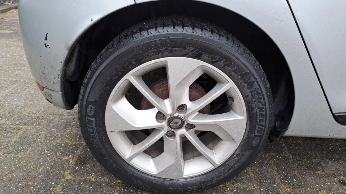 0.9 TCe Intens | Navigatie | Parkeersensoren | Cruise Control | Lichtmetalen Velgen |