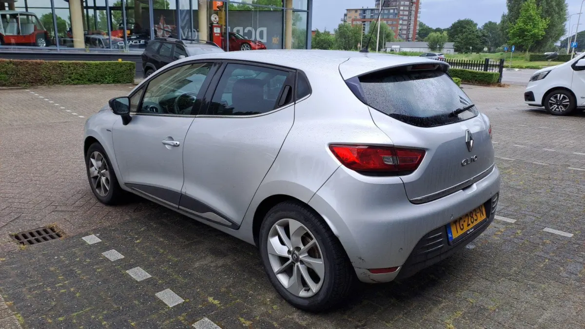 0.9 TCe Intens | Navigatie | Parkeersensoren | Cruise Control | Lichtmetalen Velgen |