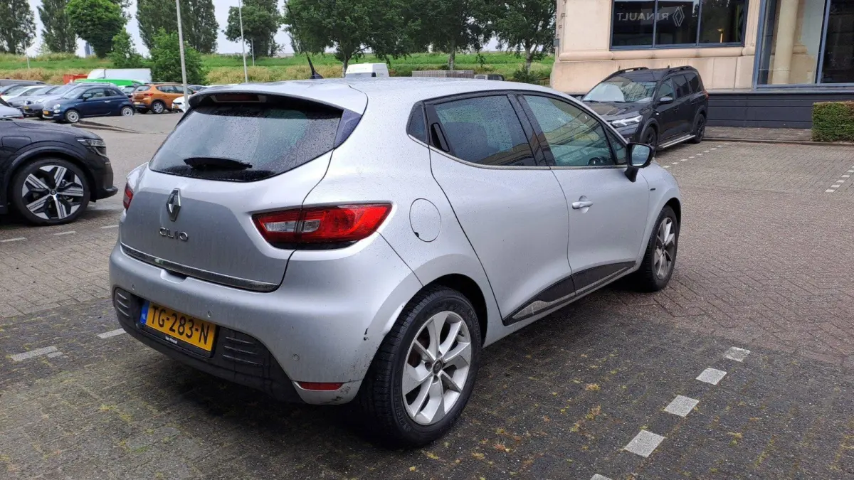 0.9 TCe Intens | Navigatie | Parkeersensoren | Cruise Control | Lichtmetalen Velgen |