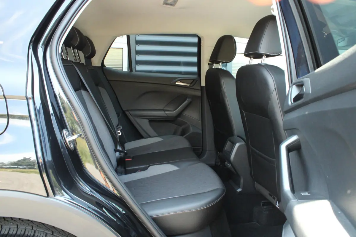 1.0 TSI 95pk Life "Goal" | Draadloos CarPlay Android Auto & opladen | Stoelverwarming