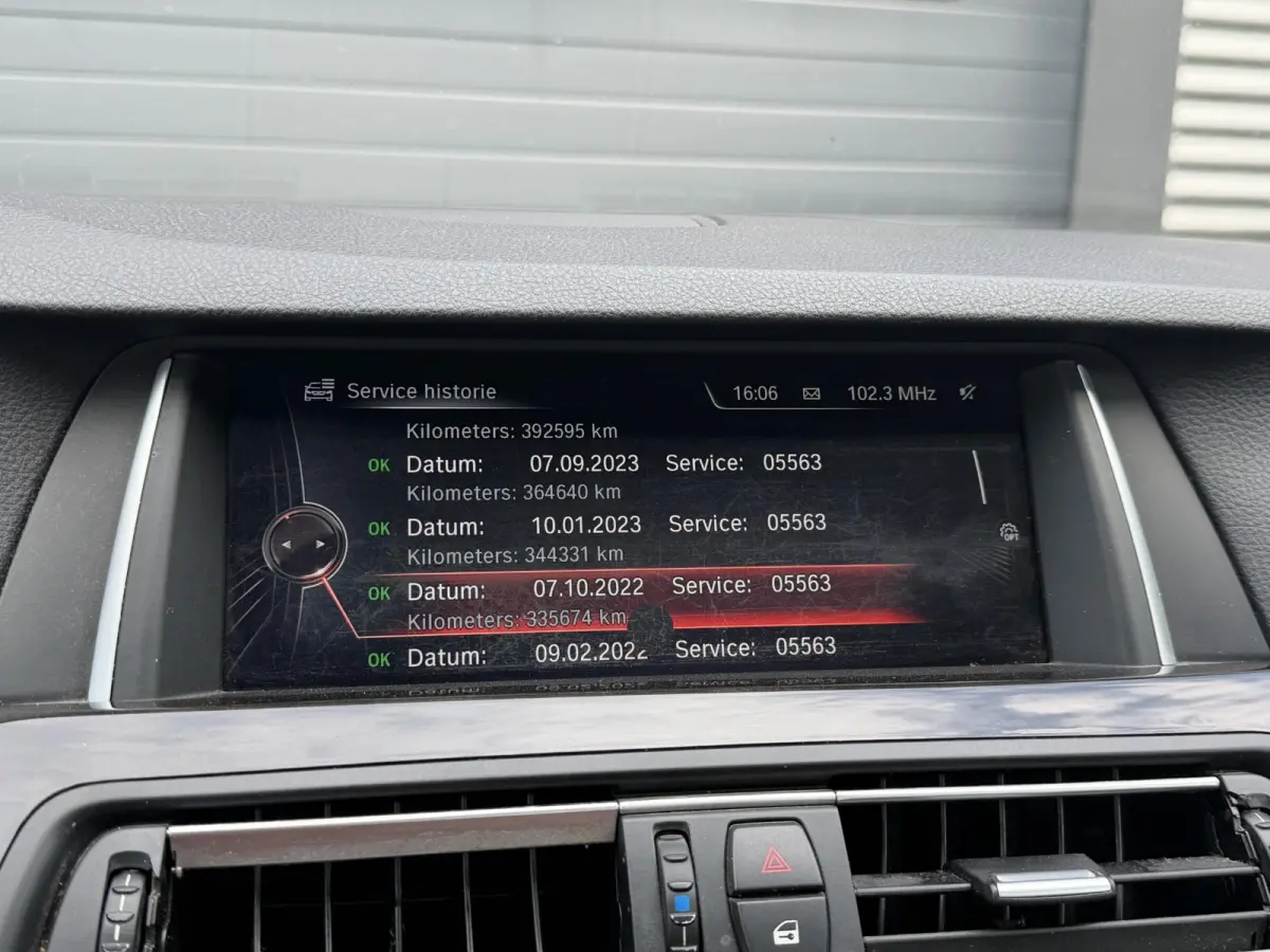 520d Individual Edition | Panoramadak | Navigatie | Lederen Bekleding | Climate Control | Stoelverwarming |
