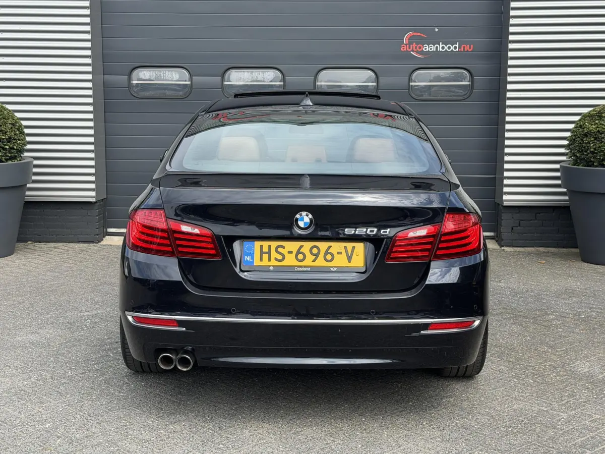 520d Individual Edition | Panoramadak | Navigatie | Lederen Bekleding | Climate Control | Stoelverwarming |