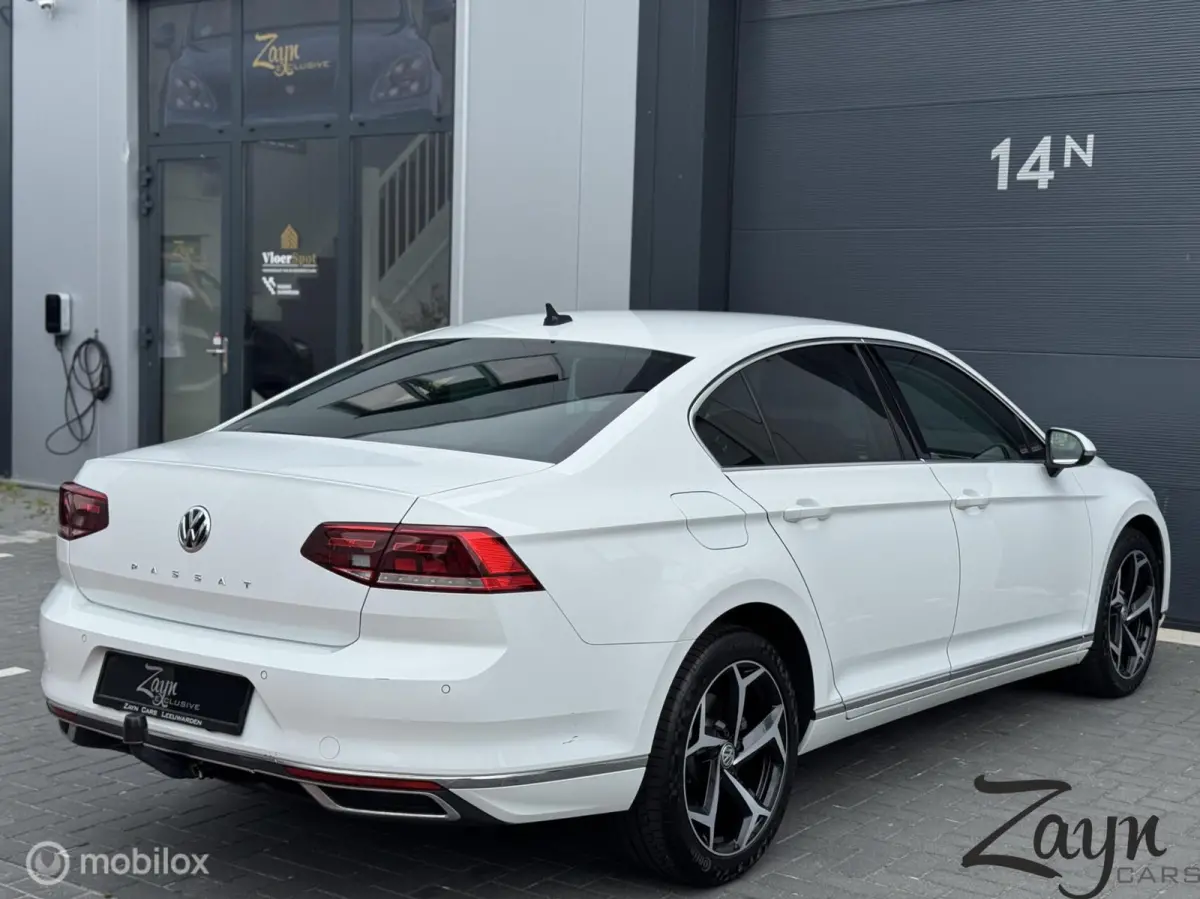 1.5 TSI Elegance Business R | DSG | Ergo |