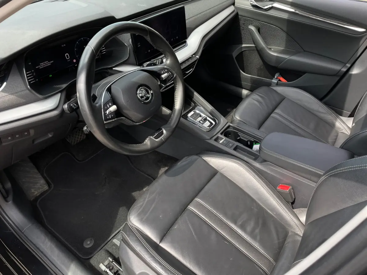 1.0 e-TSI PANO LEER VIRTUAL DEALER OND Business Edition Plus