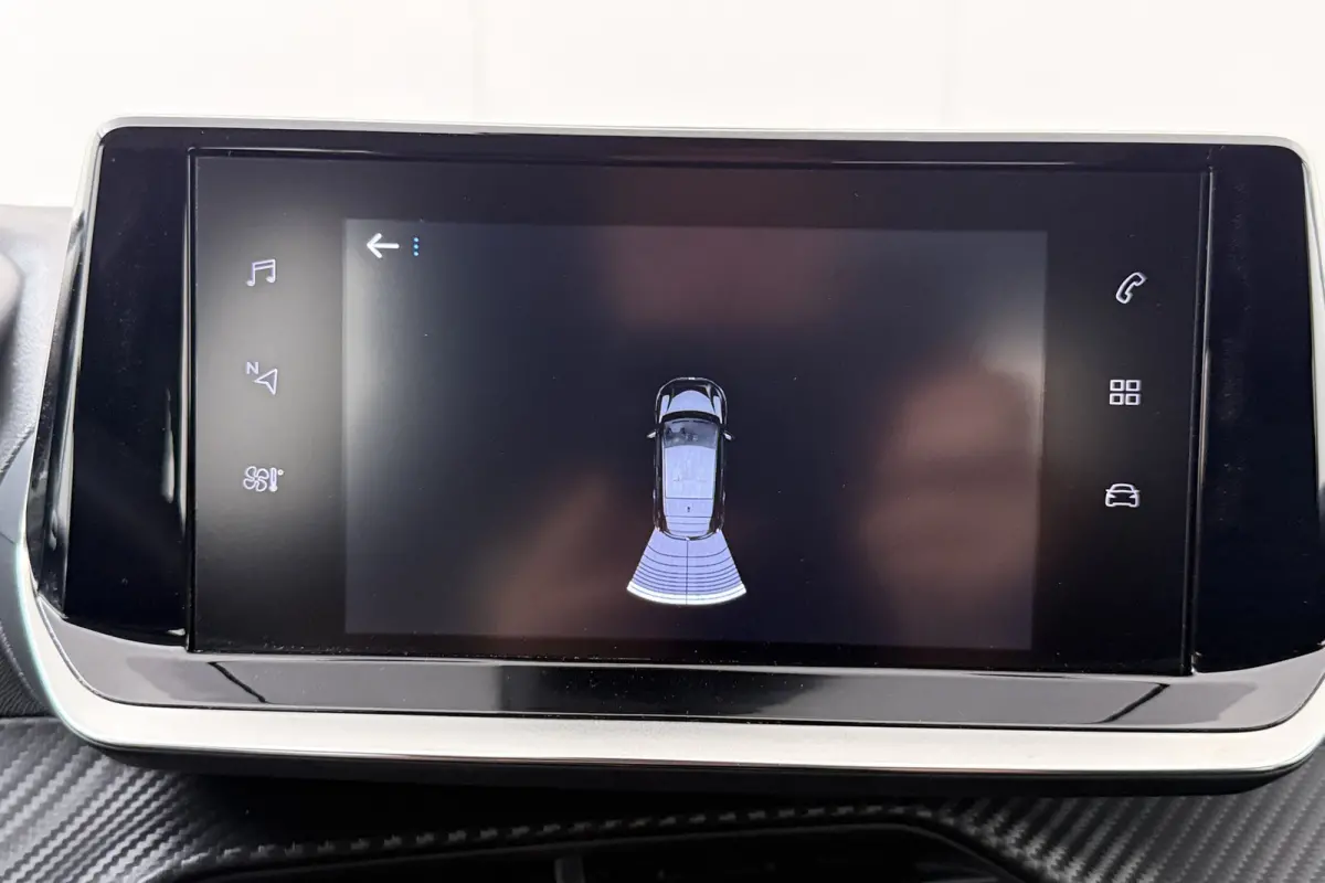 1.2T 100 PK Aut. Business Cruise ParkAssist Carplay