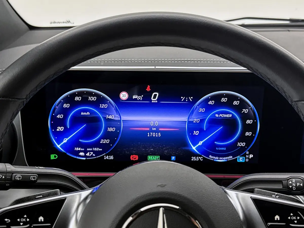 300 L2 90kWh 7 persoons Leder Elektr schuifdeuren AMG line 360 camera
