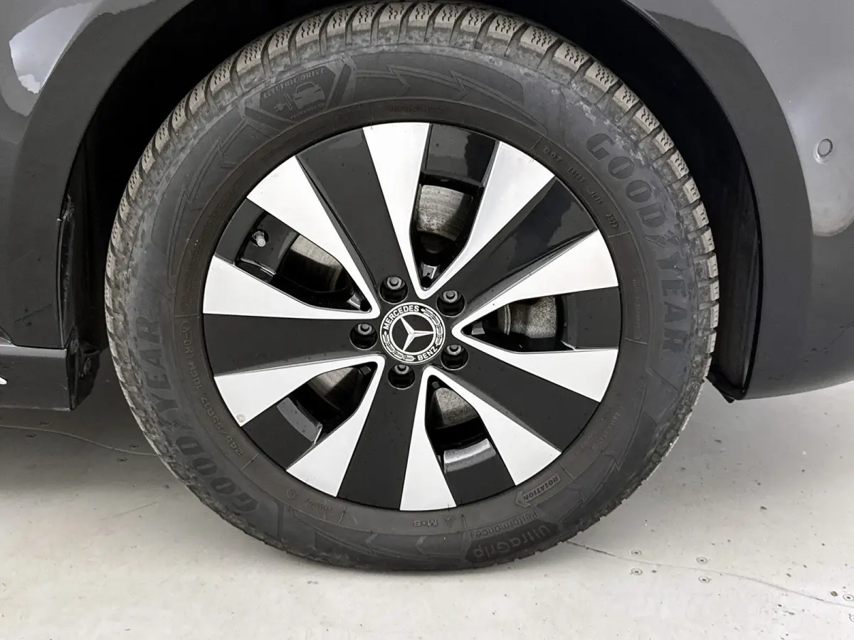 300 L2 90kWh 7 persoons Leder Elektr schuifdeuren AMG line 360 camera