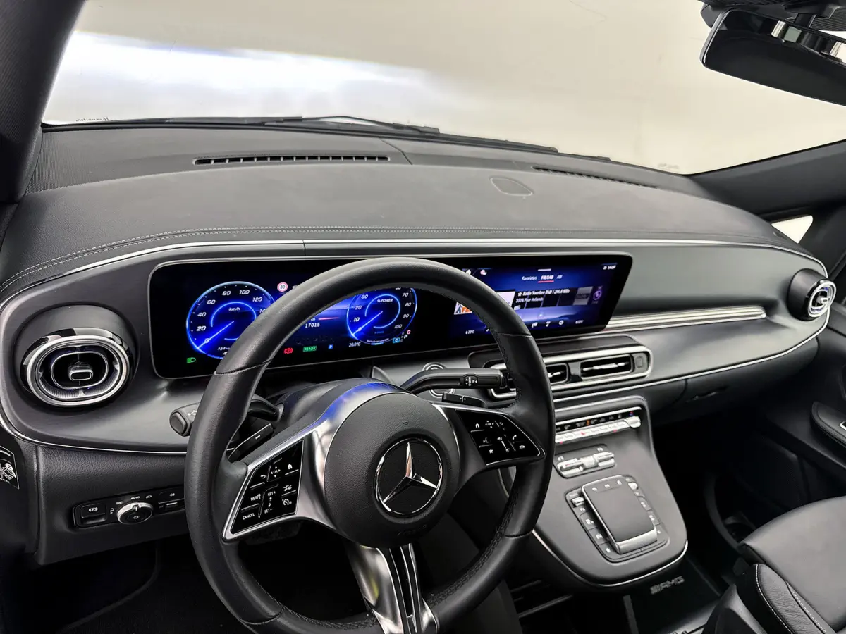 300 L2 90kWh 7 persoons Leder Elektr schuifdeuren AMG line 360 camera