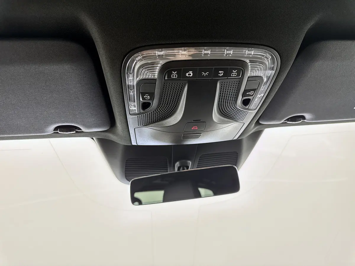 300 L2 90kWh 7 persoons Leder Elektr schuifdeuren AMG line 360 camera