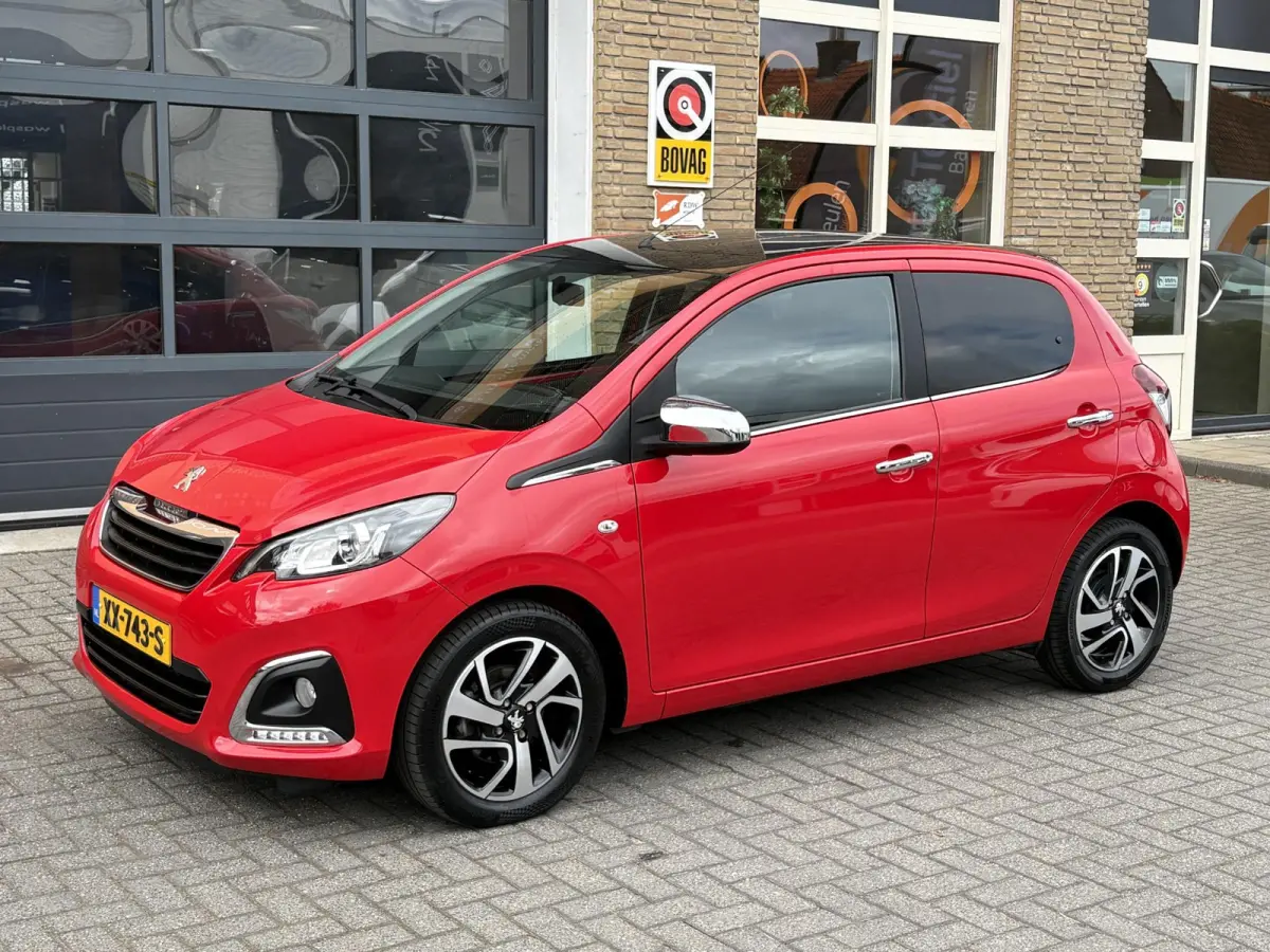 1.0 e-VTi Allure 5-Deurs LED/2-TONE/CARPLAY/NL-AUTO/34.000KM!