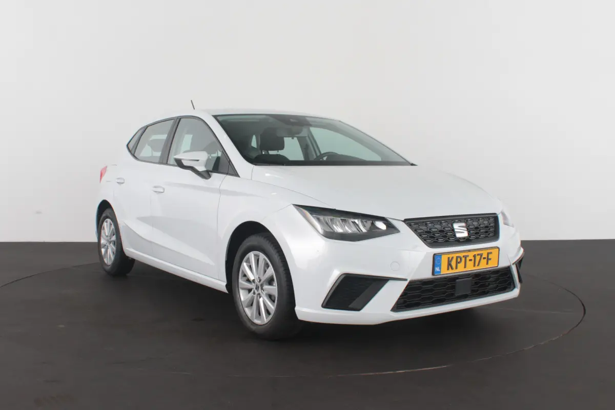 1.0 Reference > Cruise control/All season banden/12 maand BOVAG garantie