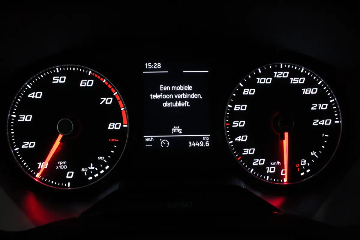 1.0 Reference > Cruise control/All season banden/12 maand BOVAG garantie