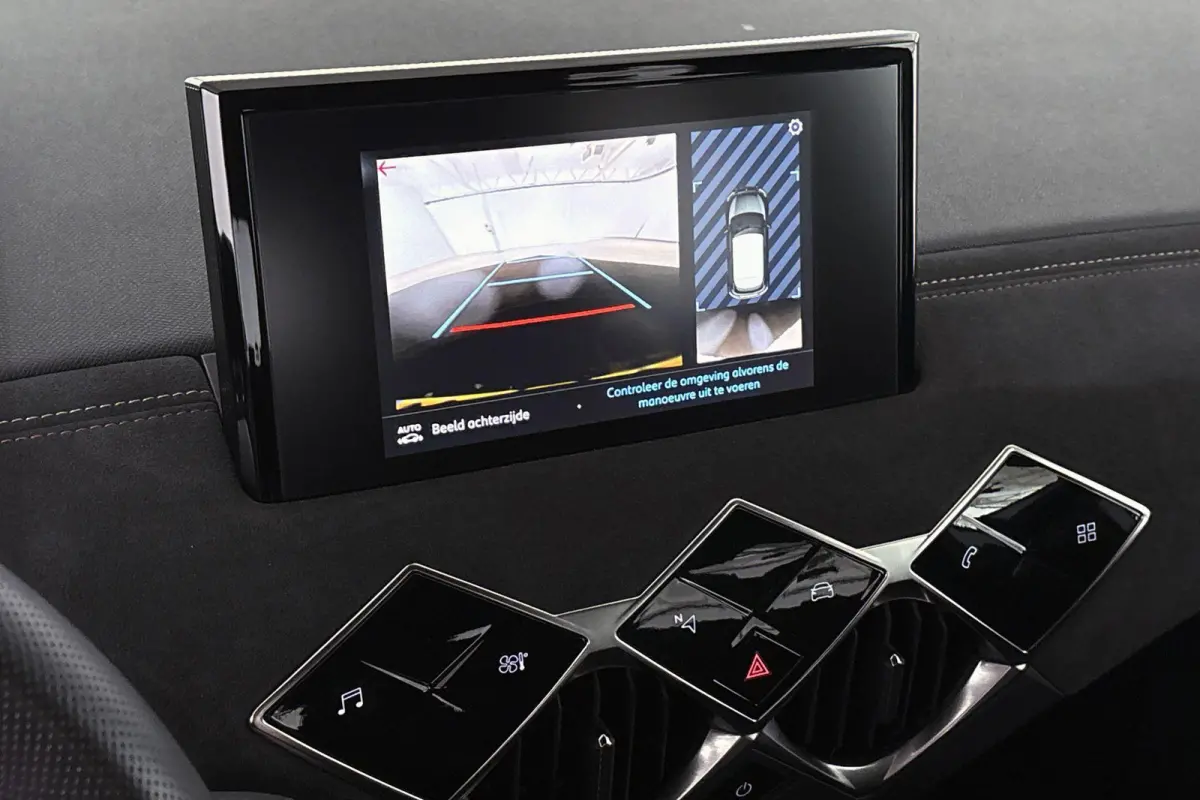 Performance Line 50 kWh SOH 94% Achteruitrijcamera Apple CarPlay