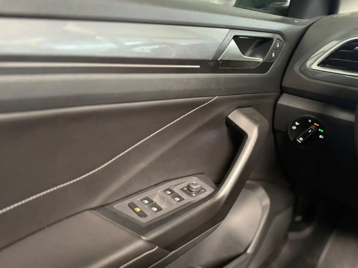 1.5 TSI DSG|IQ-LIGHT|PANORAMA|VIRTUAL Cockpit