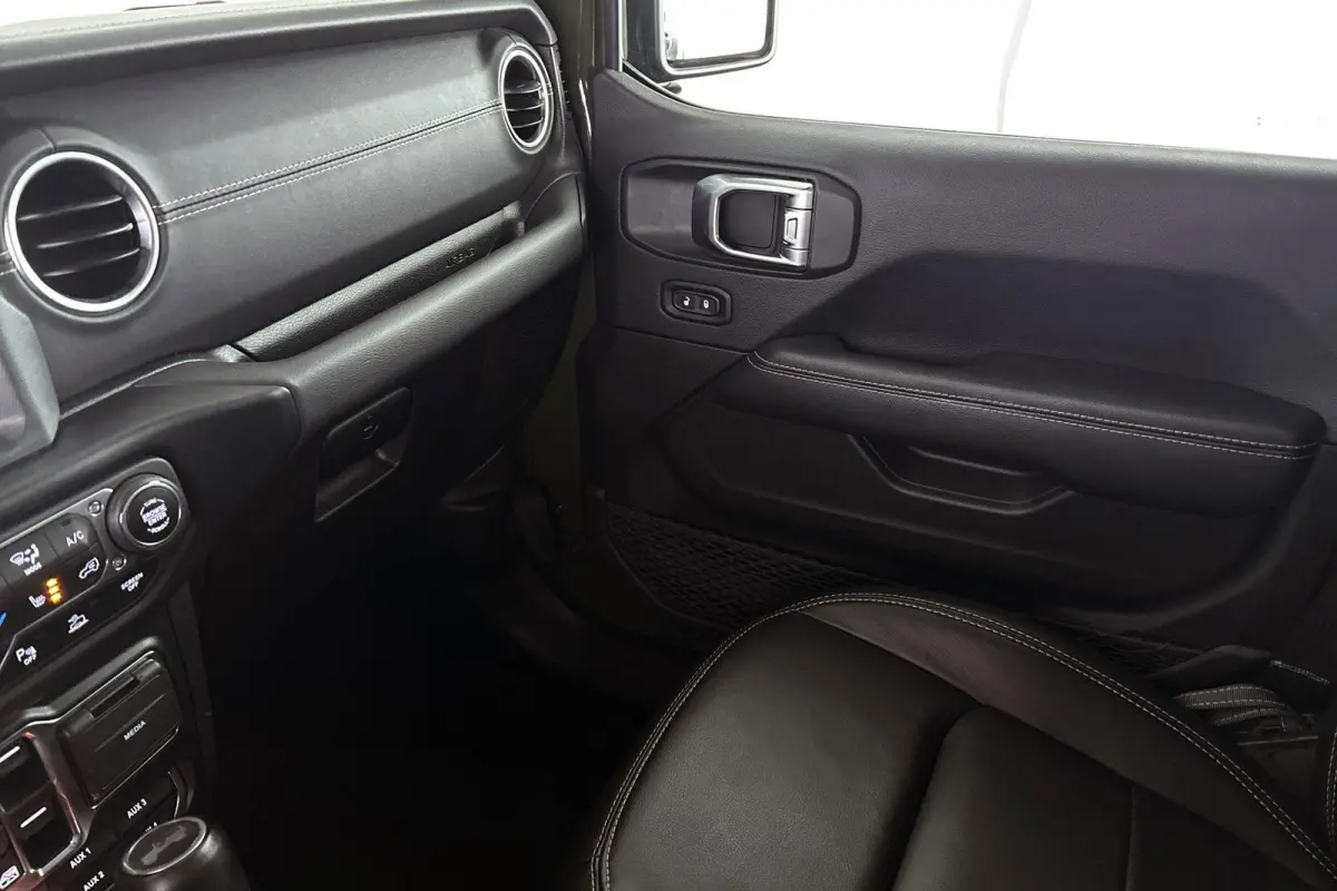 4xe 380 Sahara NL Auto Leder Stoel-Stuurverwarming