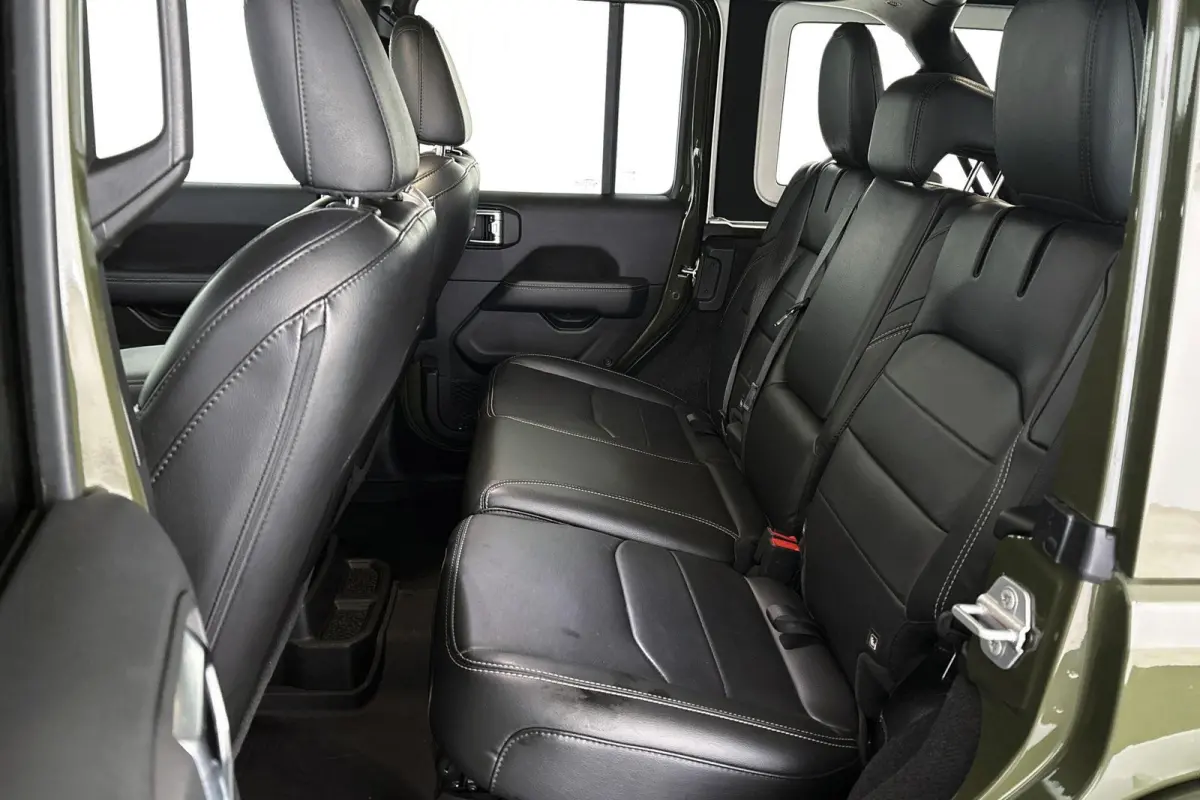 4xe 380 Sahara NL Auto Leder Stoel-Stuurverwarming