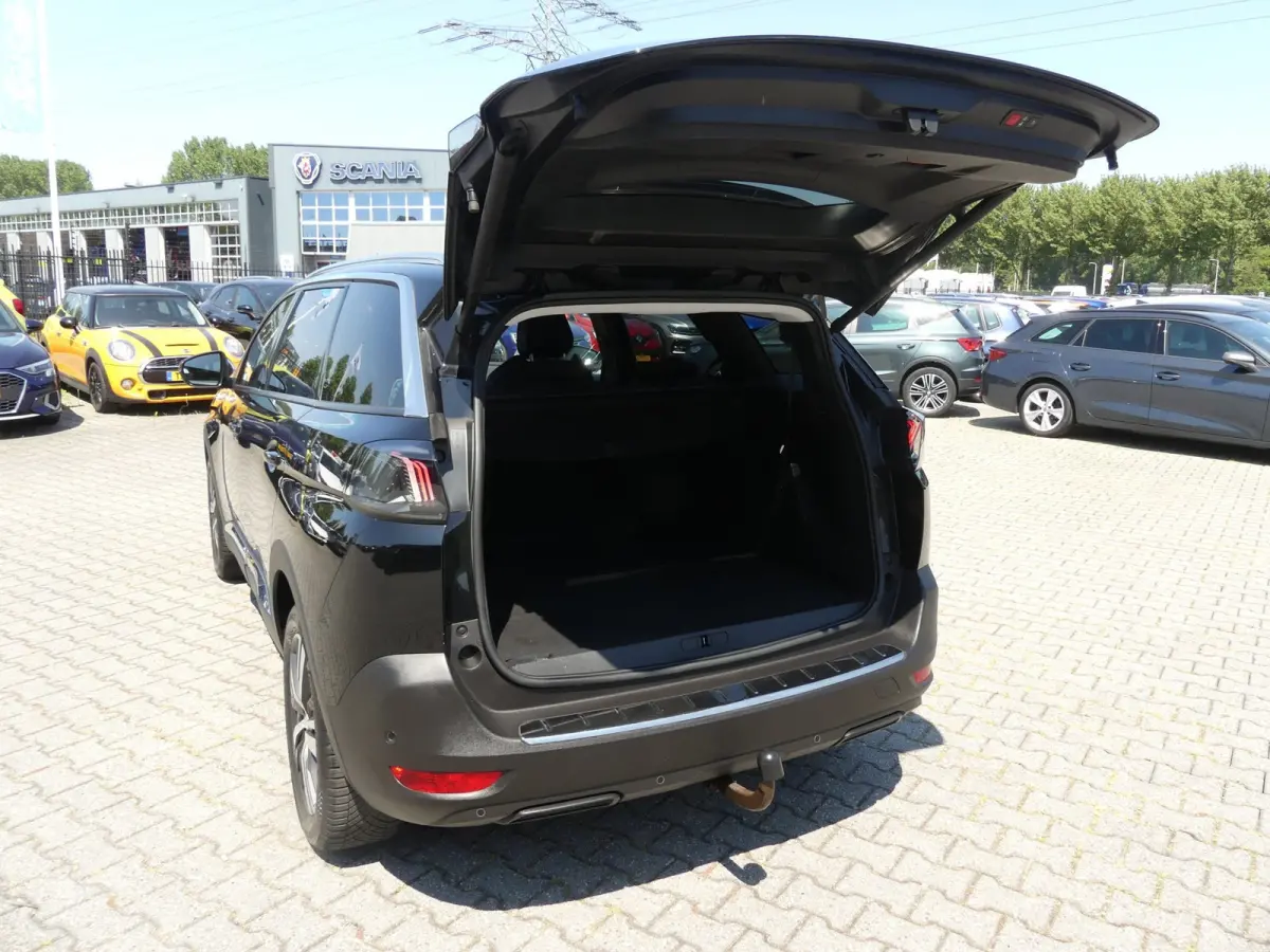 1.2 PureTech Blue Lease Allure 7P