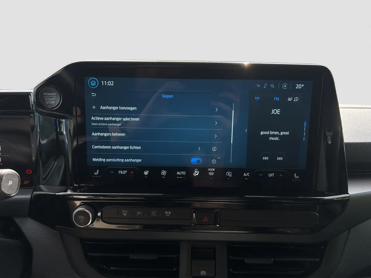 320 L2 Sport FWD Plug-In Hybrid | Adap. Cruise Control | Winterpack | 360 Camera | CarPlay |
