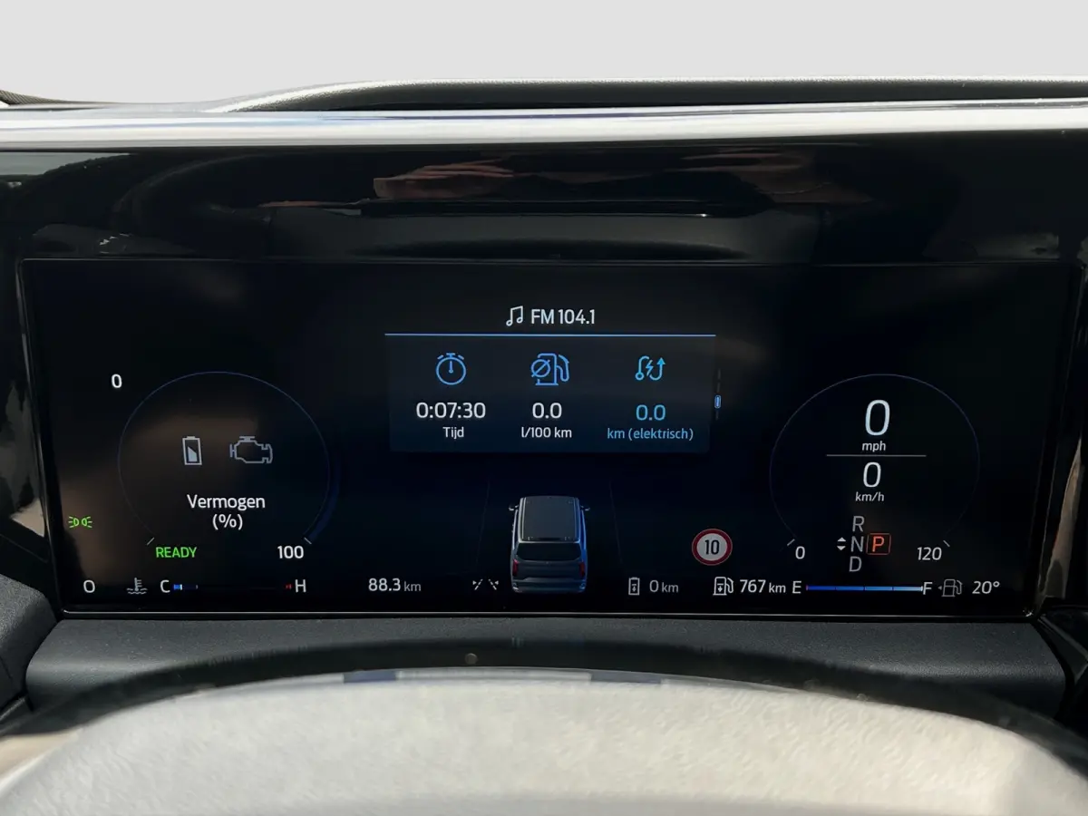 320 L2 Sport FWD Plug-In Hybrid | Adap. Cruise Control | Winterpack | 360 Camera | CarPlay |