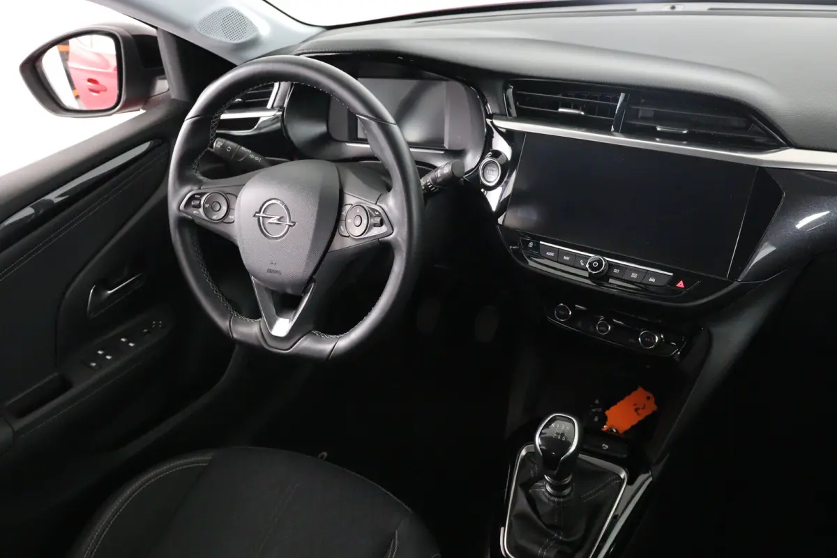 1.2 Elegance | Dealer Onderhouden! | Navi | Camera | Clima | Keyless  | Parkeersensoren | LED | Half Leder | Lichtmetalen Velgen