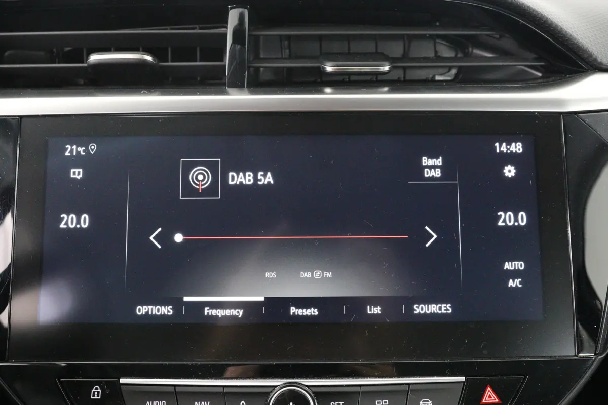 1.2 Elegance | Dealer Onderhouden! | Navi | Camera | Clima | Keyless  | Parkeersensoren | LED | Half Leder | Lichtmetalen Velgen