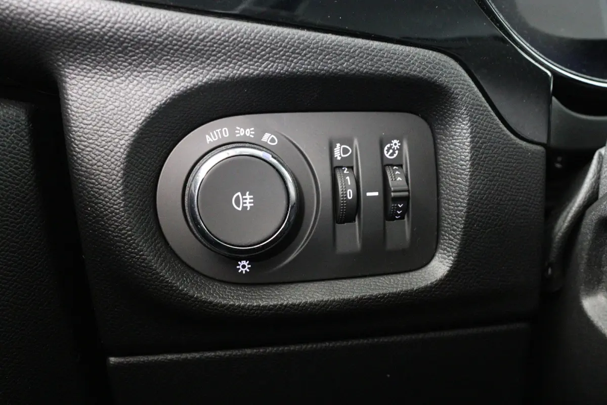 1.2 Elegance | Dealer Onderhouden! | Navi | Camera | Clima | Keyless  | Parkeersensoren | LED | Half Leder | Lichtmetalen Velgen