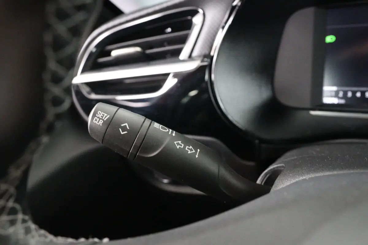 1.2 Elegance | Dealer Onderhouden! | Navi | Camera | Clima | Keyless  | Parkeersensoren | LED | Half Leder | Lichtmetalen Velgen