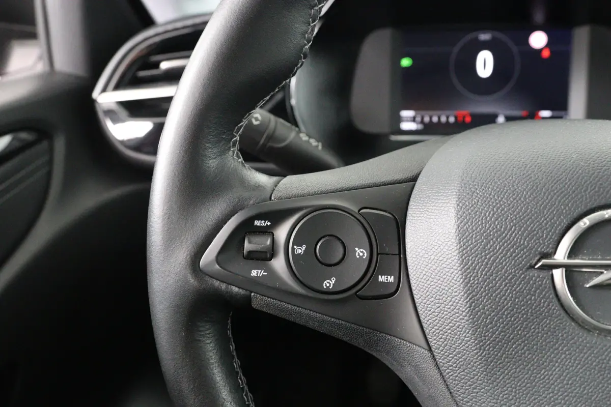1.2 Elegance | Dealer Onderhouden! | Navi | Camera | Clima | Keyless  | Parkeersensoren | LED | Half Leder | Lichtmetalen Velgen