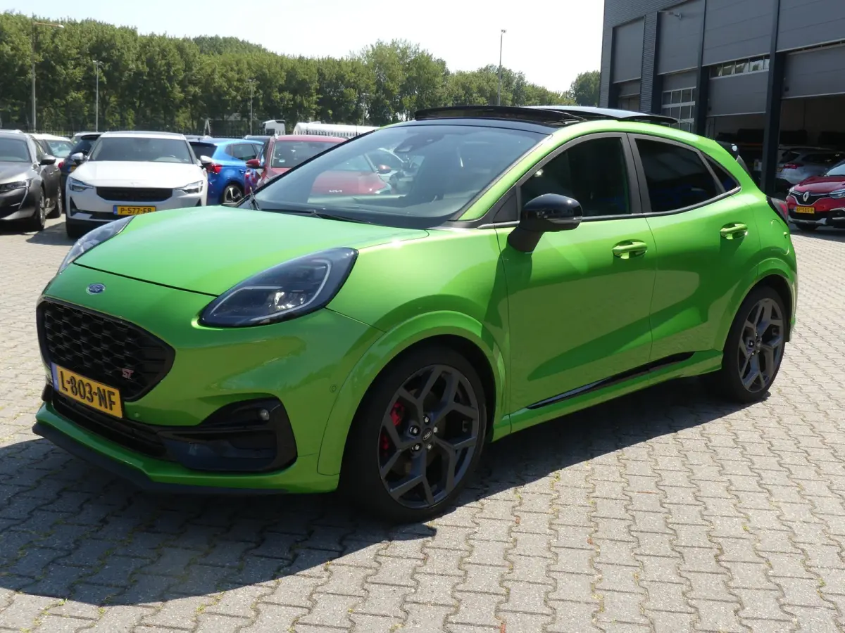 1.5 EcoBoost ST-X 200PK / PANO / B&O AUDIO / RECARO