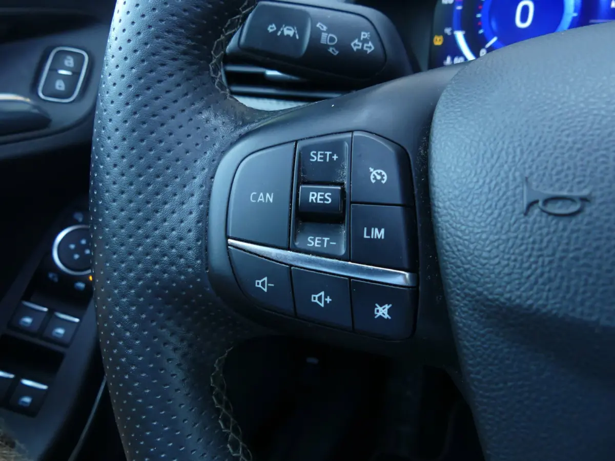 1.5 EcoBoost ST-X 200PK / PANO / B&O AUDIO / RECARO
