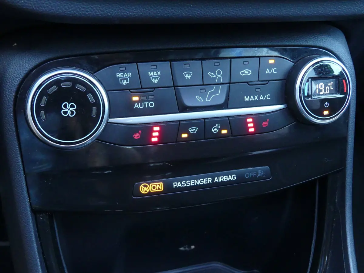 1.5 EcoBoost ST-X 200PK / PANO / B&O AUDIO / RECARO