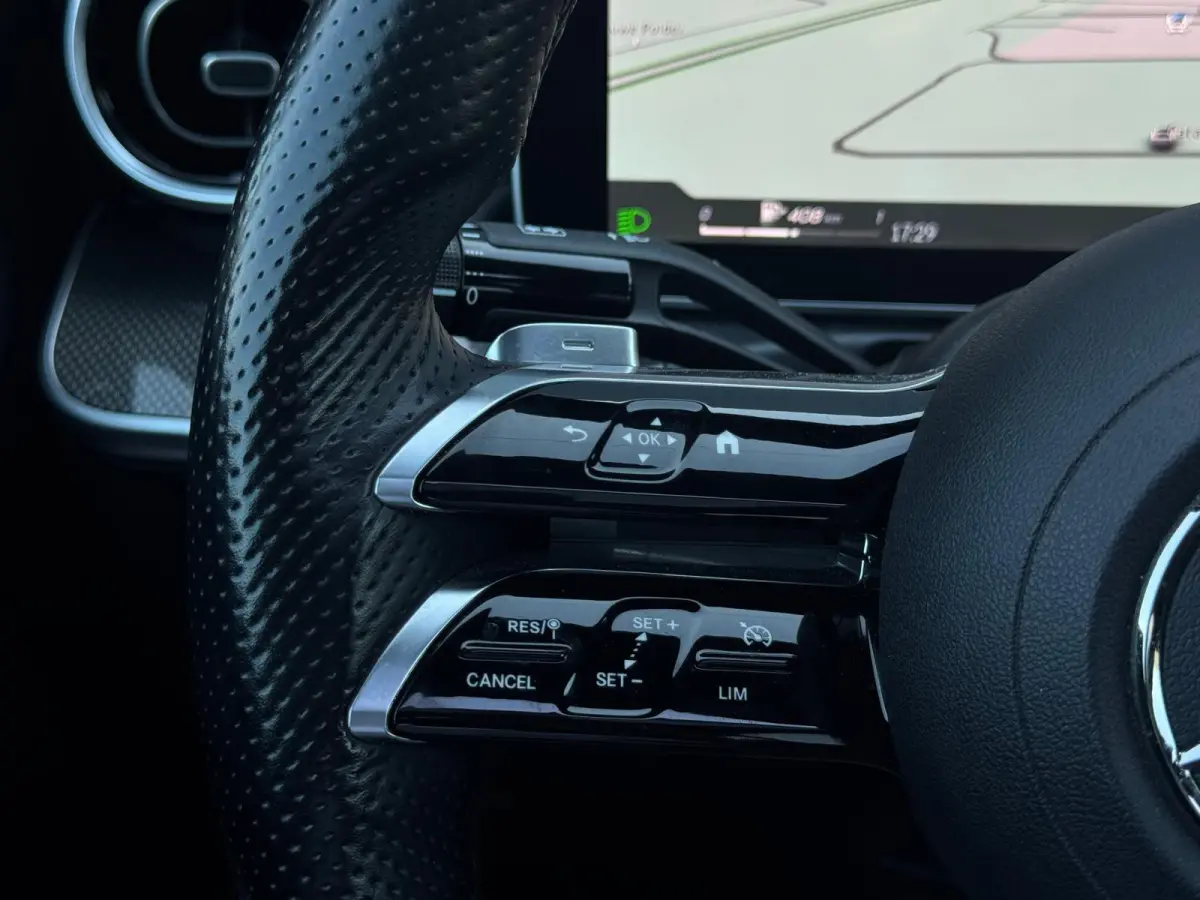 180 AMG Line ORG NL|PANO|NAVI|LEDER|LED|SFEER|CAMERA|CLIMATE CONTROL