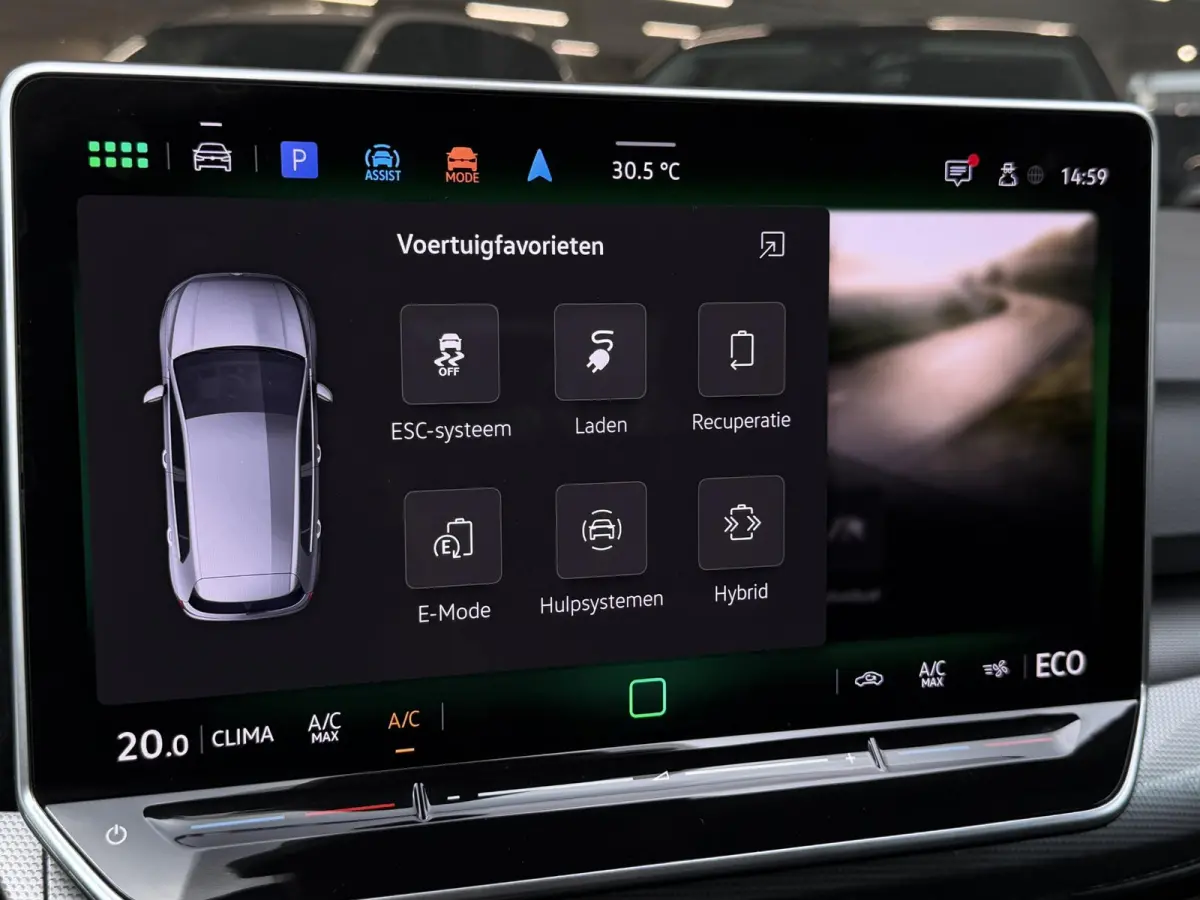1.5 eHybrid Life Edition PHEV | ERGO Massage | LED | Camera | ACC | Sfeerverlichting ( Vestiging - Vianen)