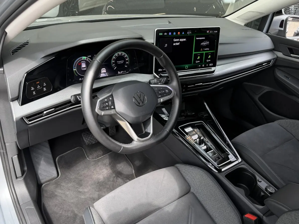 1.5 eHybrid Life Edition PHEV | ERGO Massage | LED | Camera | ACC | Sfeerverlichting ( Vestiging - Vianen)