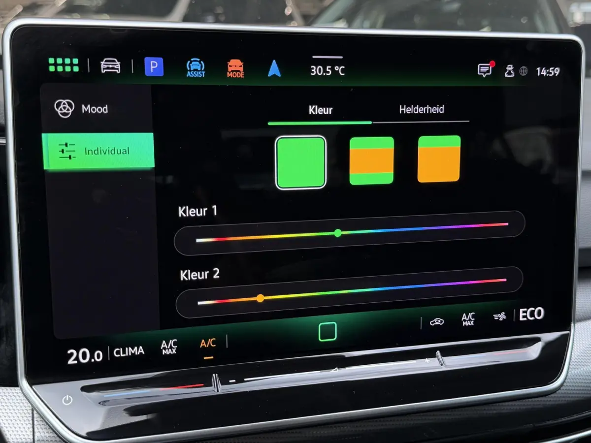 1.5 eHybrid Life Edition PHEV | ERGO Massage | LED | Camera | ACC | Sfeerverlichting ( Vestiging - Vianen)