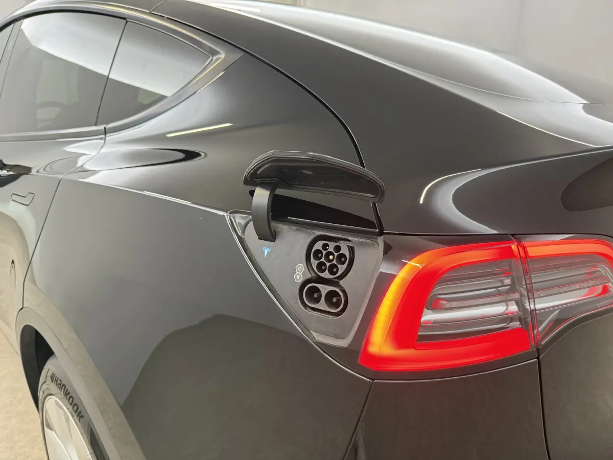 Long Range AWD 75 kWh | Snelladen | SOH 88% | Autopilot | Pano | Memory | Camera | Carplay