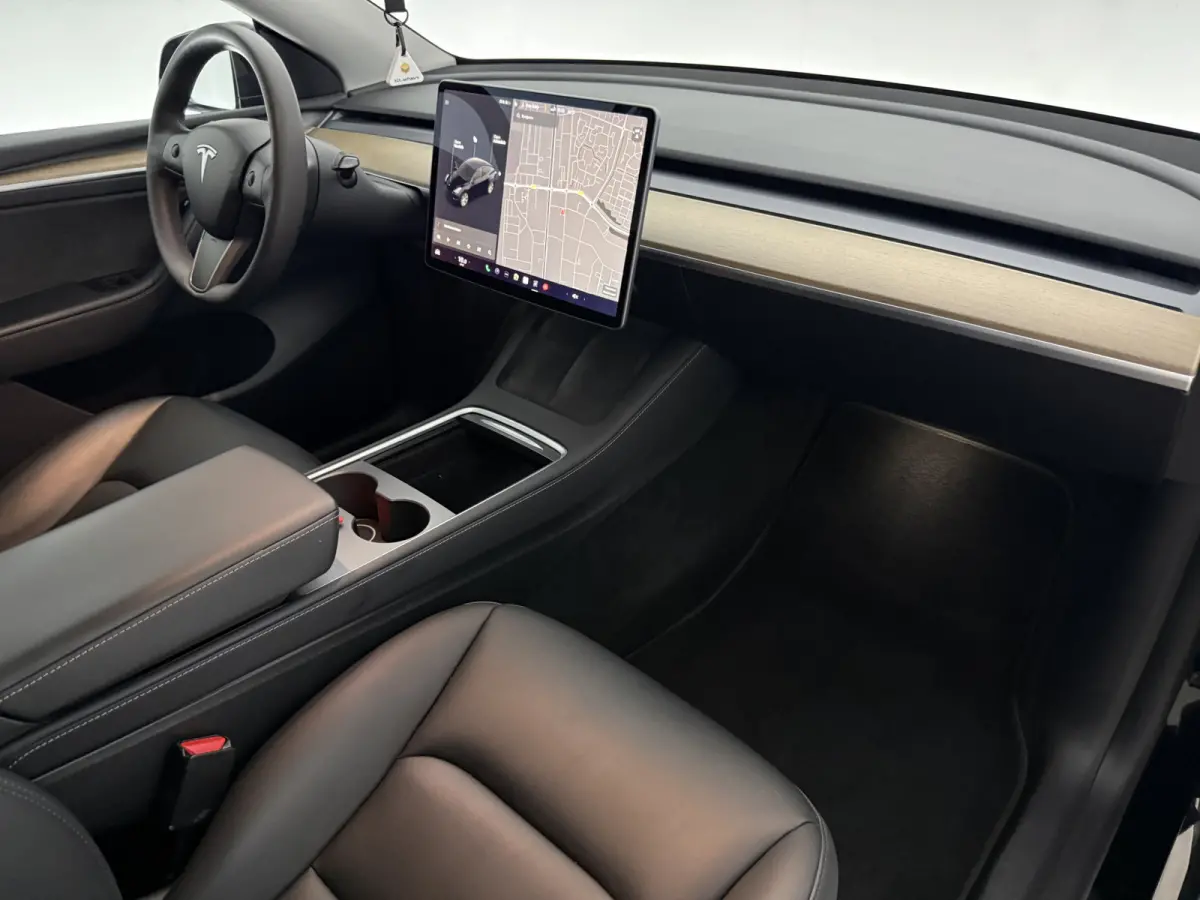 Long Range AWD 75 kWh | Snelladen | SOH 88% | Autopilot | Pano | Memory | Camera | Carplay