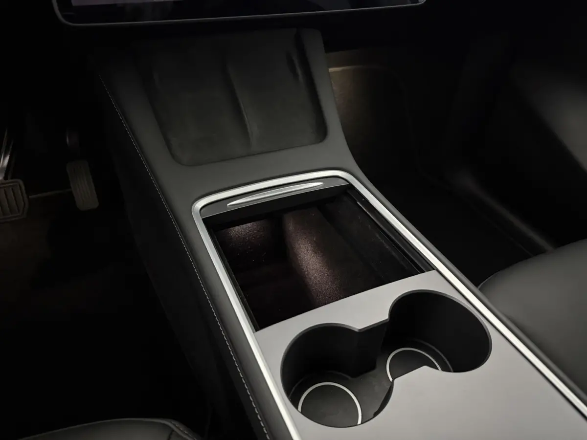 Long Range AWD 75 kWh | Snelladen | SOH 88% | Autopilot | Pano | Memory | Camera | Carplay