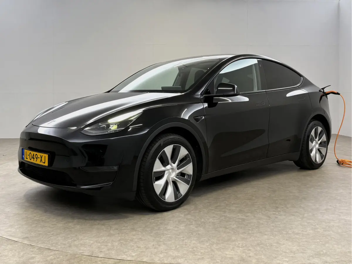 Long Range AWD 75 kWh | Snelladen | SOH 88% | Autopilot | Pano | Memory | Camera | Carplay