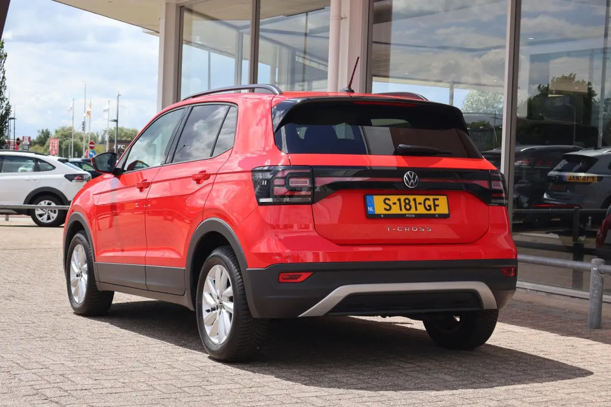 1.0 TSI 110pk DSG Life | Apple Carplay | PDC | Adaptive Cruise | Climate Control
