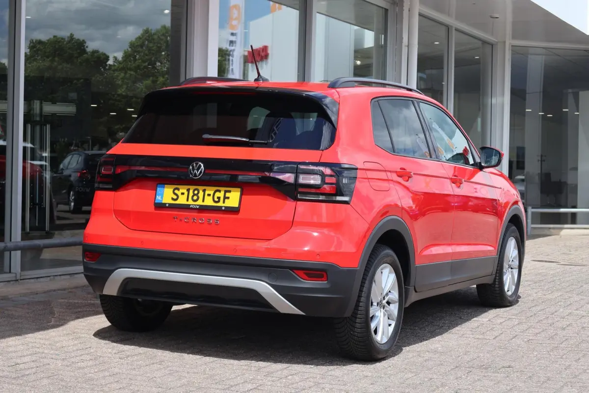 1.0 TSI 110pk DSG Life | Apple Carplay | PDC | Adaptive Cruise | Climate Control
