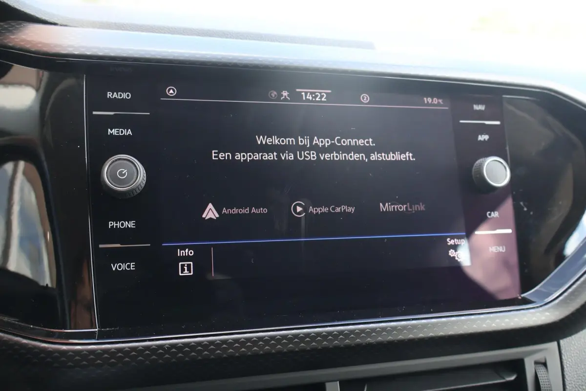 1.0 TSI 110pk DSG Life | Apple Carplay | PDC | Adaptive Cruise | Climate Control