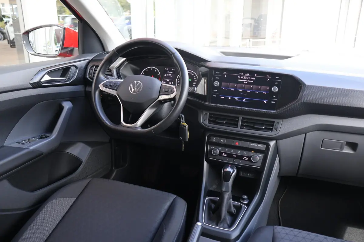 1.0 TSI 110pk DSG Life | Apple Carplay | PDC | Adaptive Cruise | Climate Control